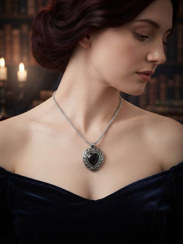 Boho, Vintage-Style Black Heart Pendant Necklace